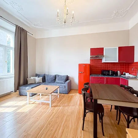 Apartament Florenc 3bdr *